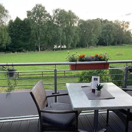Отель Und Restaurant Zum Bunten Hirsch 3*