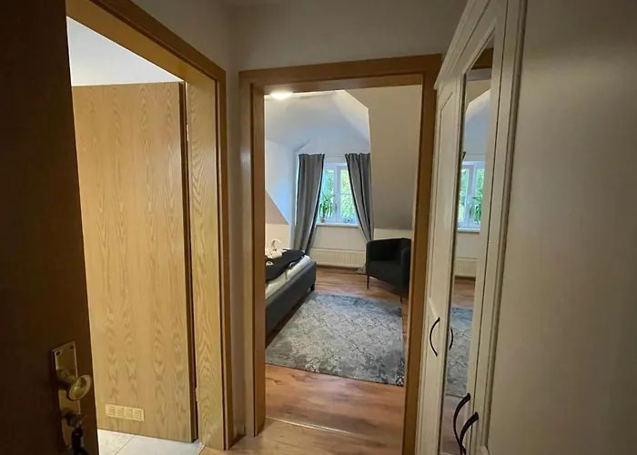 ホテル Und Restaurant Zum Bunten Hirsch 3*